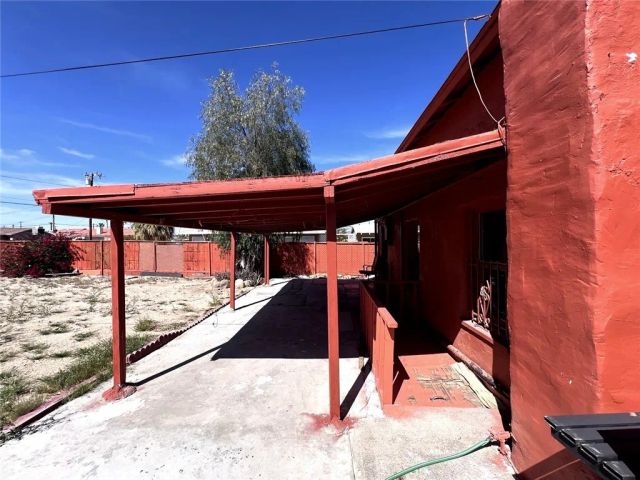 6582 Manzanita Ave, 29 Palms, CA 92277