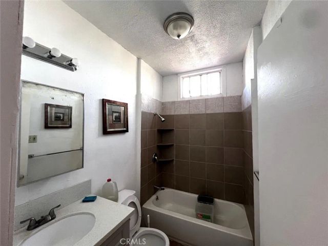 6582 Manzanita Ave, 29 Palms, CA 92277