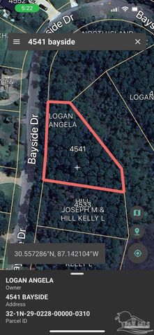 4541 Bayside Dr, Milton, FL 32583