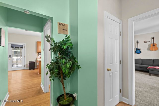 100 Corolla Court, Jacksonville, NC 28546