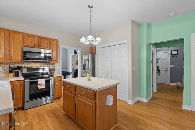 100 Corolla Court, Jacksonville, NC 28546