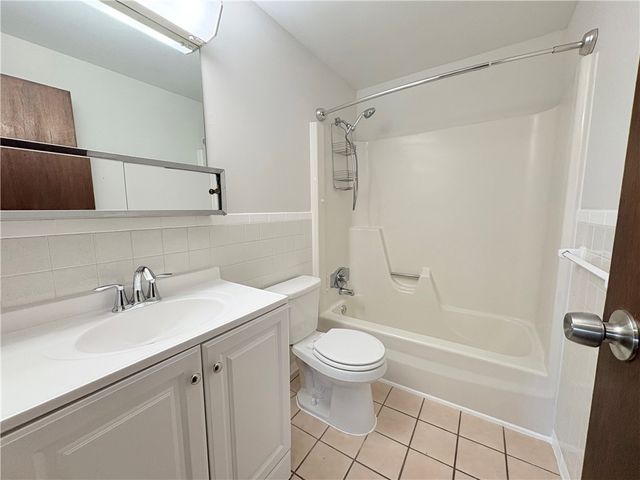 927 Vance Ave Unit B B, Coraopolis, PA 15108