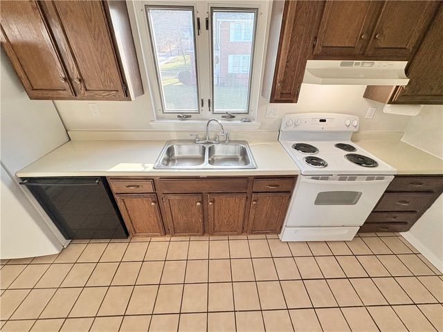 927 Vance Ave Unit B B, Coraopolis, PA 15108