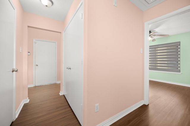 1530 Hunter Green Lane, Fresno, TX 77545