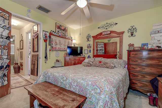 7834 42ND AVENUE N, St Petersburg, FL 33709