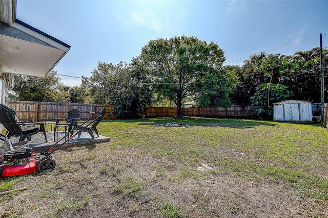 7834 42ND AVENUE N, St Petersburg, FL 33709