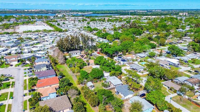 7834 42ND AVENUE N, St Petersburg, FL 33709