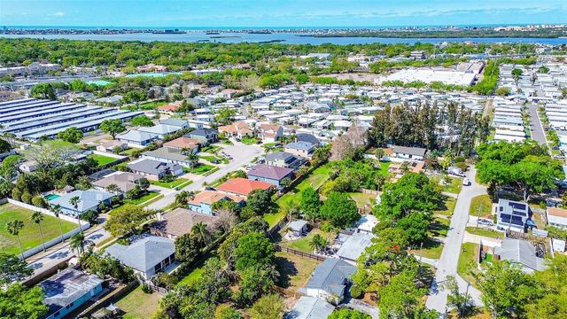 7834 42ND AVENUE N, St Petersburg, FL 33709