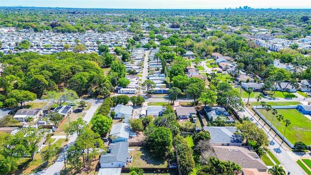 7834 42ND AVENUE N, St Petersburg, FL 33709