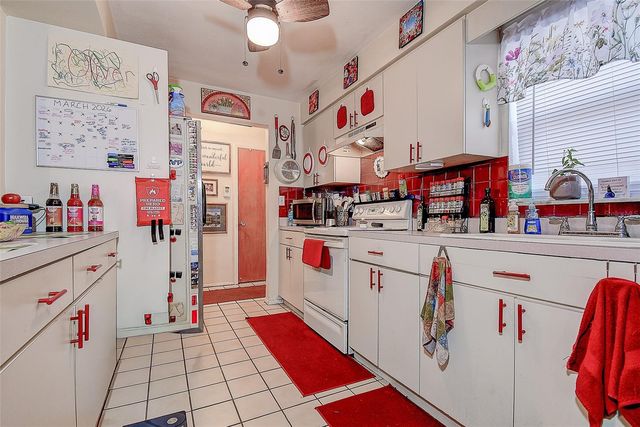 7834 42ND AVENUE N, St Petersburg, FL 33709