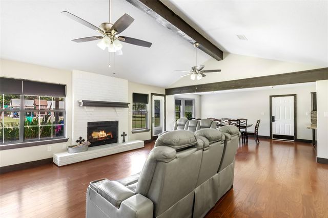1415 County Road 2291, Cleveland, TX 77327