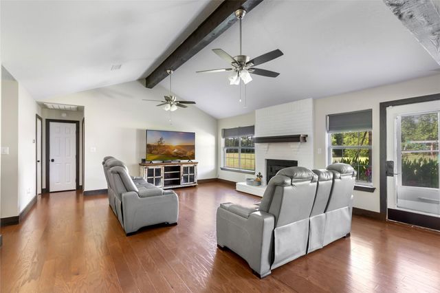 1415 County Road 2291, Cleveland, TX 77327