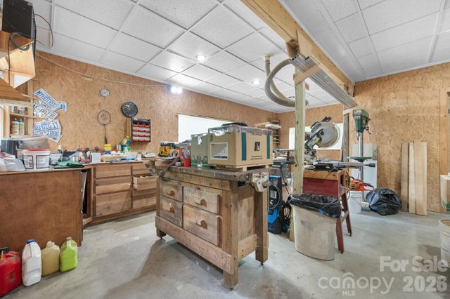 2956 Indian Grave Road, Lenoir, NC 28645