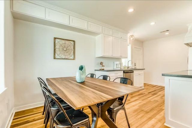 2428 Bernardo De Galvez Avenue D, Galveston, TX 77550