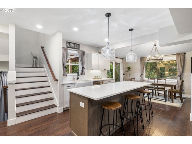 16453 S FORSYTHE Rd, Oregon City, OR 97045