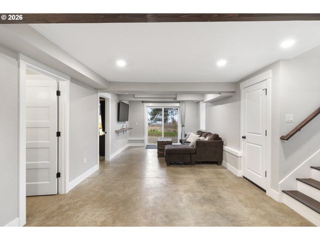 16453 S FORSYTHE Rd, Oregon City, OR 97045