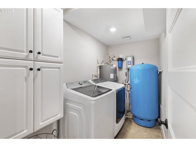 16453 S FORSYTHE Rd, Oregon City, OR 97045