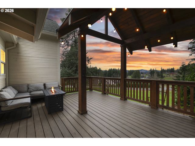 16453 S FORSYTHE Rd, Oregon City, OR 97045