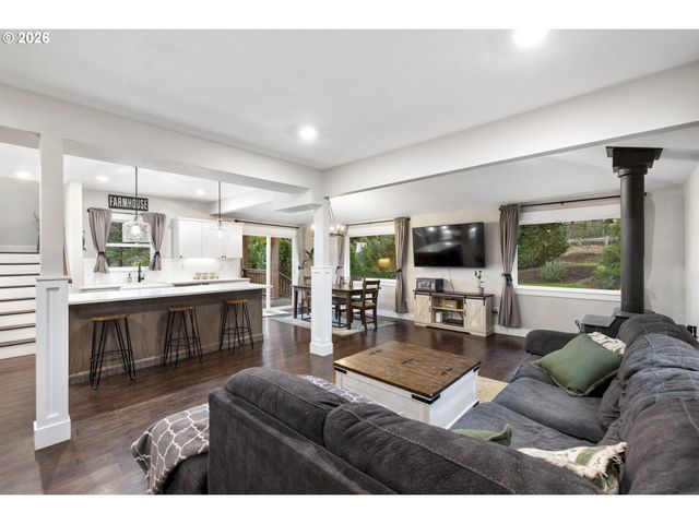 16453 S FORSYTHE Rd, Oregon City, OR 97045