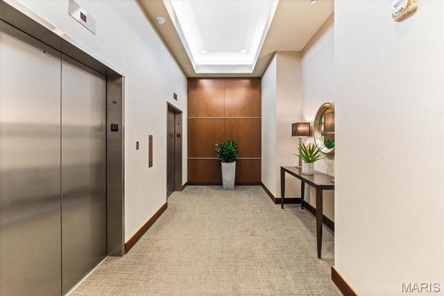 4909 Laclede Avenue 801, St Louis, MO 63108