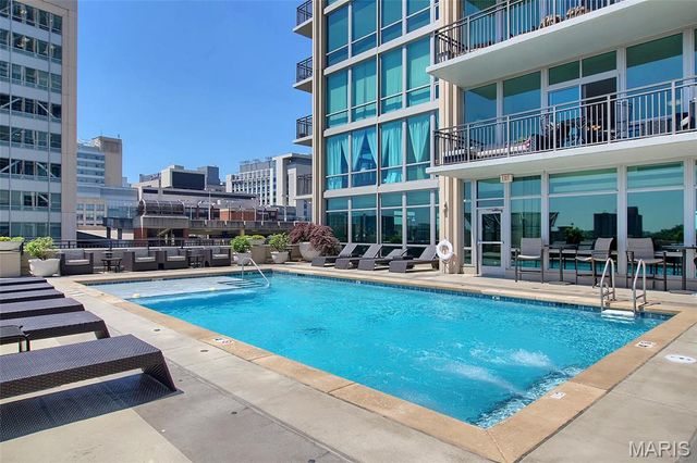 4909 Laclede Avenue 801, St Louis, MO 63108