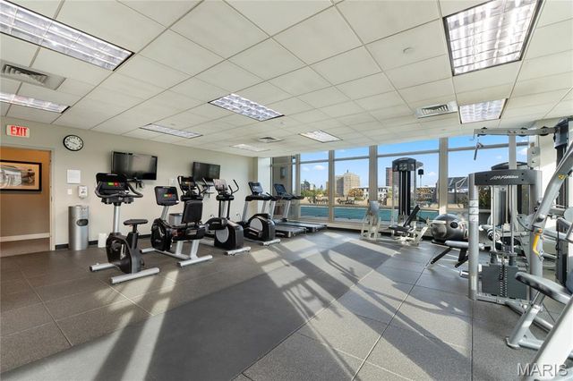 4909 Laclede Avenue 801, St Louis, MO 63108