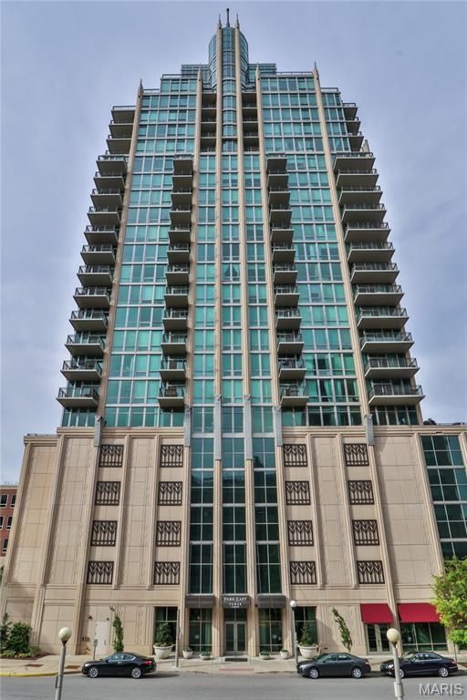 4909 Laclede Avenue 801, St Louis, MO 63108