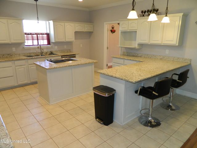 87129 Golf Club Drive, Diamondhead, MS 39525