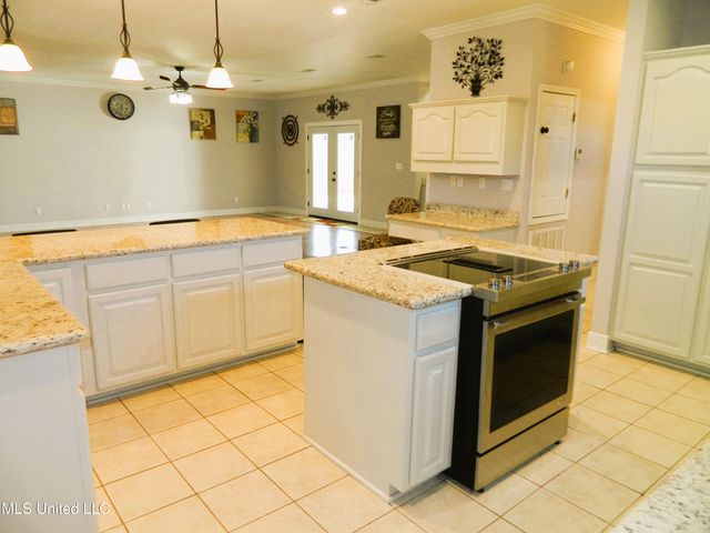 87129 Golf Club Drive, Diamondhead, MS 39525