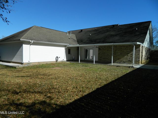 87129 Golf Club Drive, Diamondhead, MS 39525