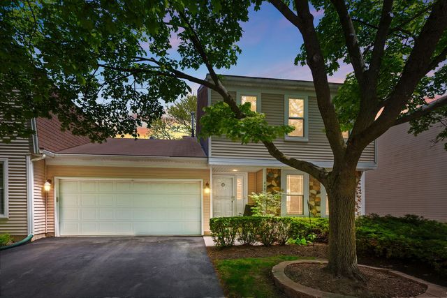 879 Burgess Circle, Buffalo Grove, IL 60089