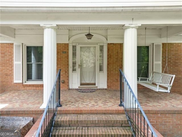 291 E Memorial Drive, Dallas, GA 30132