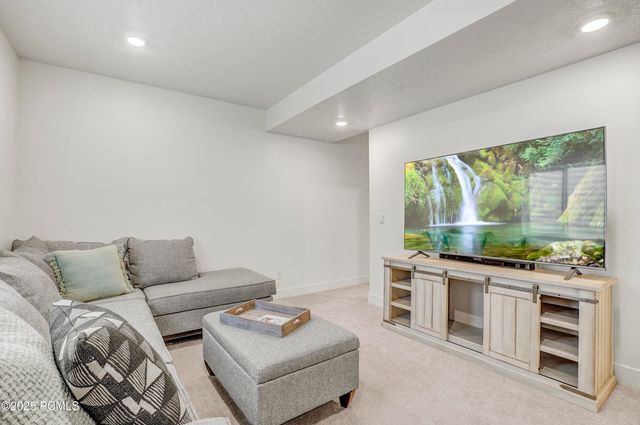 6858 Mountain Maple Drive, Park City, UT 84098