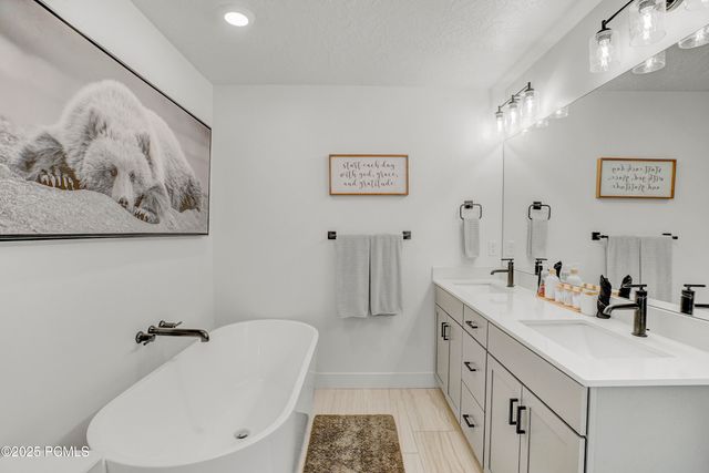 6858 Mountain Maple Drive, Park City, UT 84098