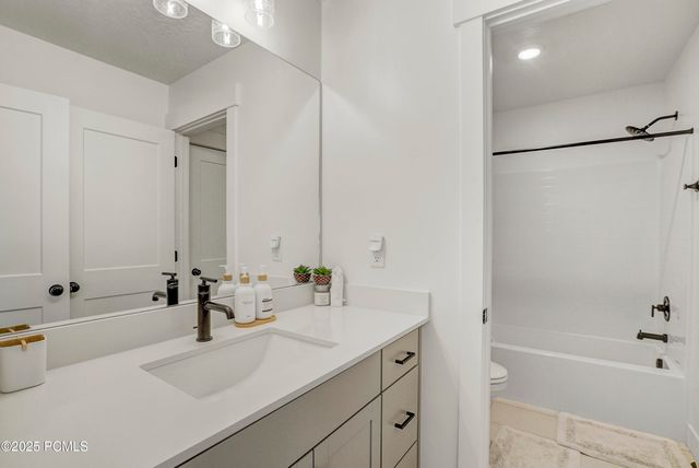 6858 Mountain Maple Drive, Park City, UT 84098