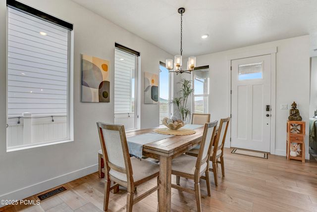 6858 Mountain Maple Drive, Park City, UT 84098