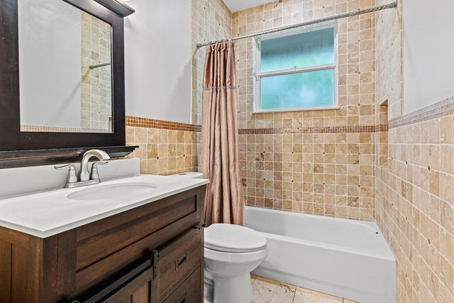 6867 NW 107th Terrace, Parkland, FL 33076