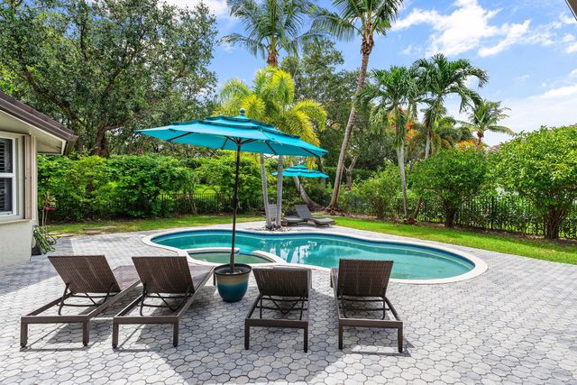 6867 NW 107th Terrace, Parkland, FL 33076