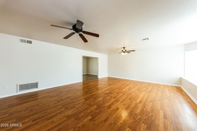10302 N 88TH Drive, Peoria, AZ 85345