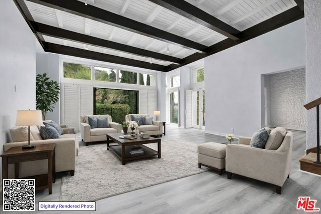 1713 Queens Court, Los Angeles, CA 90069