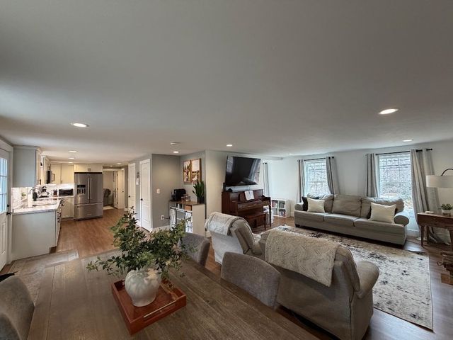 62 Temple Road, New Ipswich, NH 03071