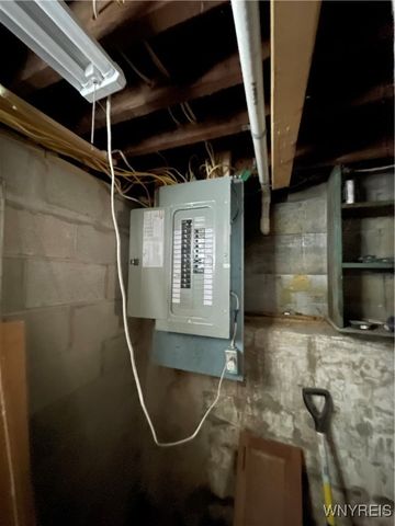 295 Grove St, Tonawanda, NY 14150