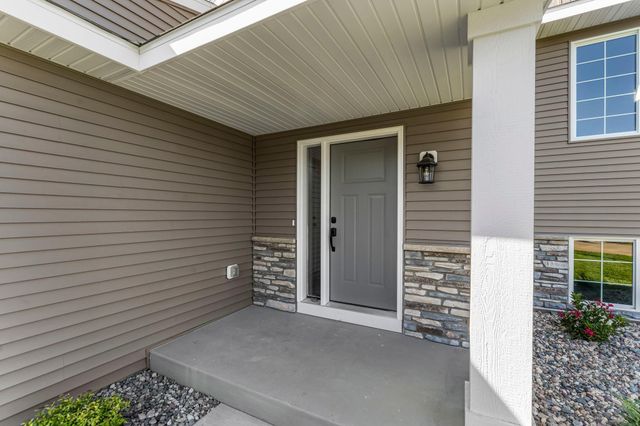 19488 Carson Court NW, Elk River, MN 55330