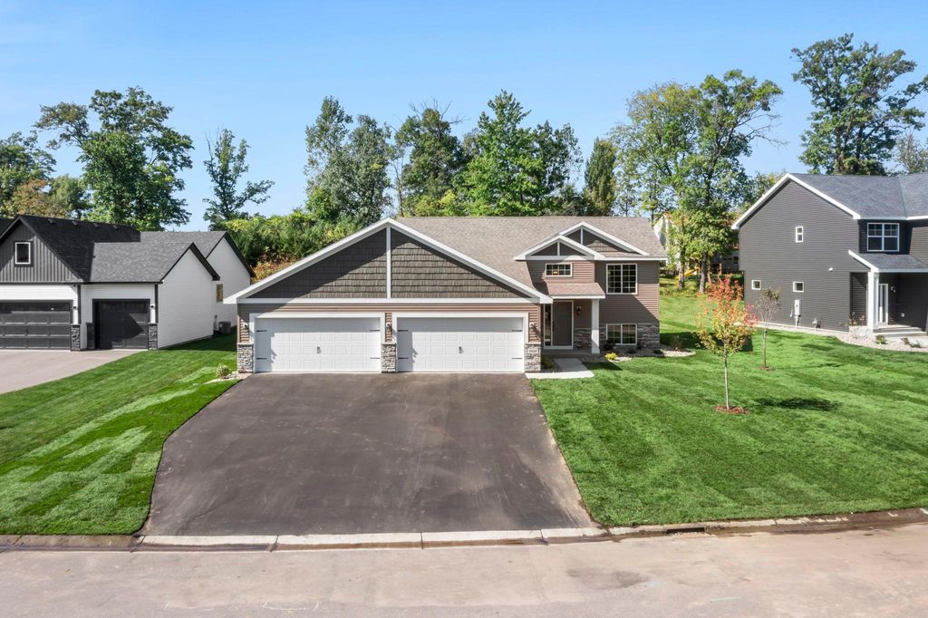 19488 Carson Court NW, Elk River, MN 55330