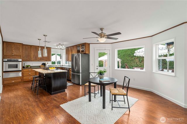 608 14th Street SW, Puyallup, WA 98371