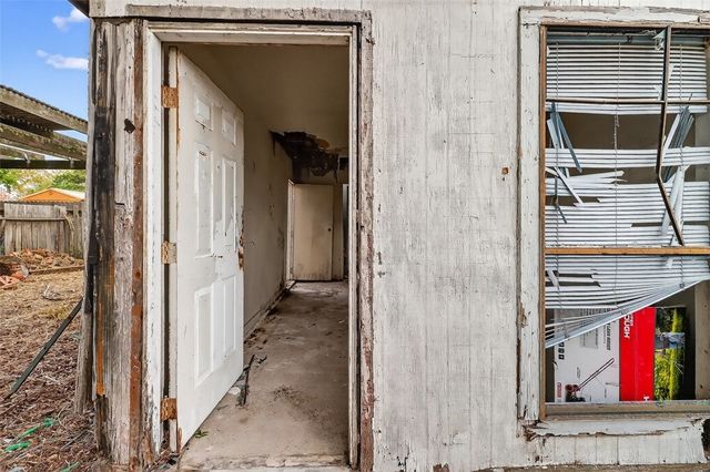 1930 Sandy Way, Corpus Christi, TX 78418