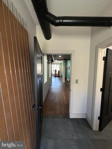 3948 LANCASTER AVE, Philadelphia, PA 19104