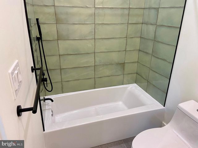 3948 LANCASTER AVE, Philadelphia, PA 19104