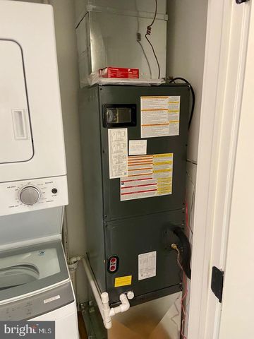 3948 LANCASTER AVE, Philadelphia, PA 19104