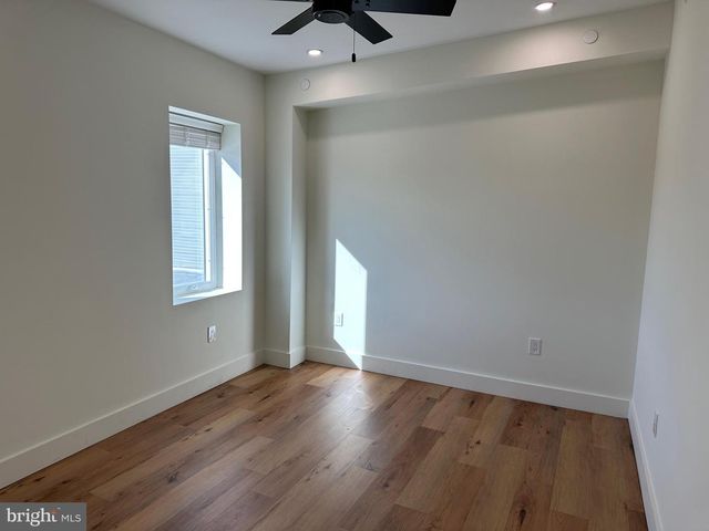 3948 LANCASTER AVE, Philadelphia, PA 19104